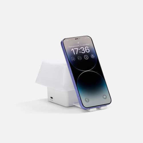 Светильник с подставкой для смартфона Knoppi, белый фото 4 Светильник с подставкой для смартфона Knoppi, белый фото 4
