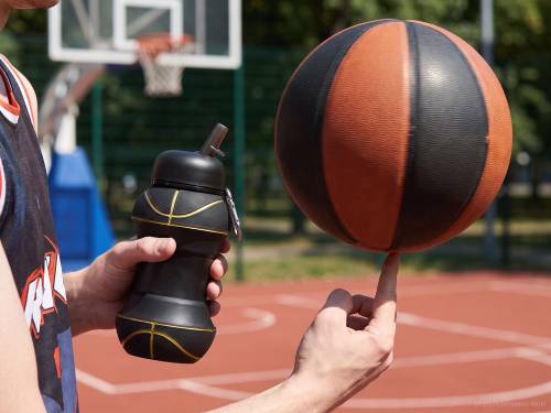 Складная бутылка для воды Basketball Flex, черная фото 13 Складная бутылка для воды Basketball Flex, черная фото 13